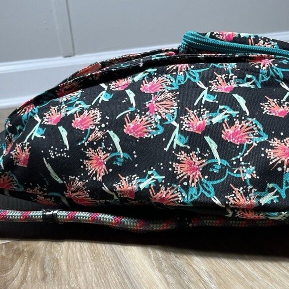 NWT KAVU Sparklers Rope Sling Crossbody Backpack - Picture 9 of 16